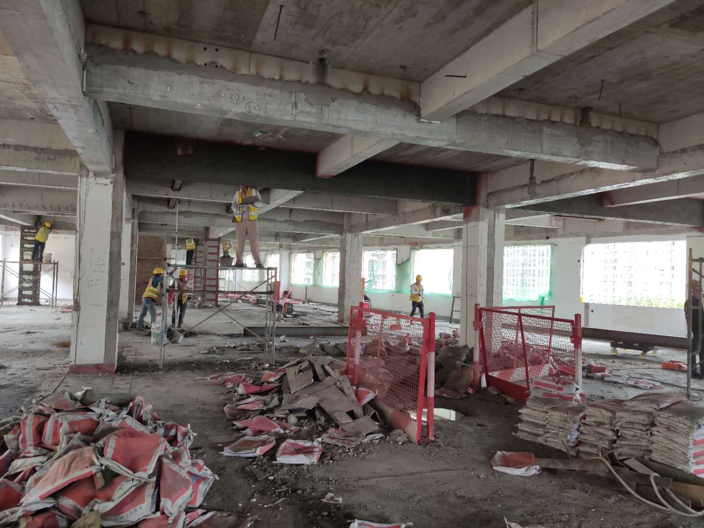 Z6尊龙凯时聚合物建补砂浆极适于幼区地面施工