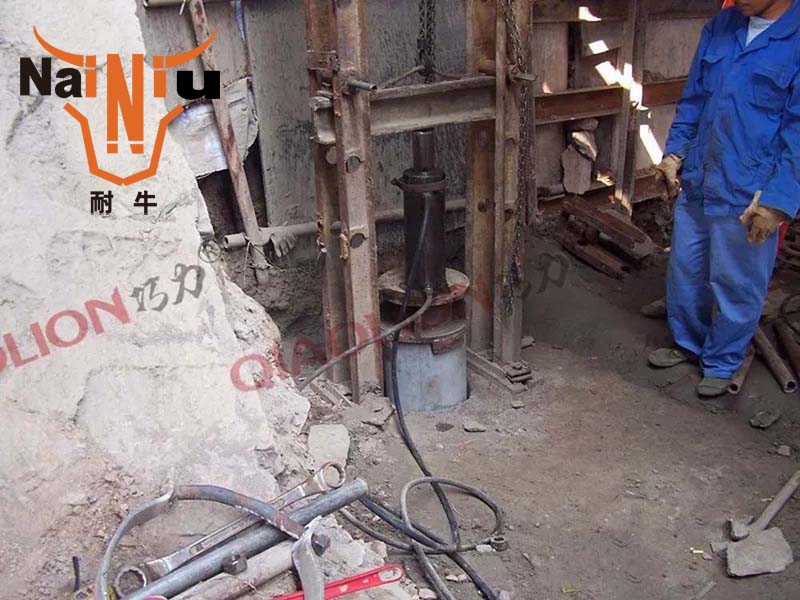 高强混凝土为什么要选用硅酸盐水泥或通常硅酸盐水泥？（二）