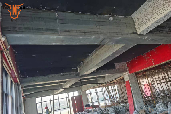 水泥路面起灰怎么办呢？